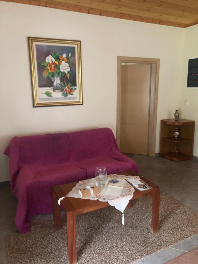 איגיו Chrysa'S House Apartment מראה חיצוני תמונה