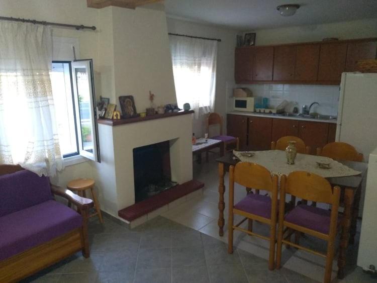 איגיו Chrysa'S House Apartment מראה חיצוני תמונה